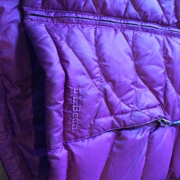 LL Bean Puffy Jacket - Picture 8 of 16